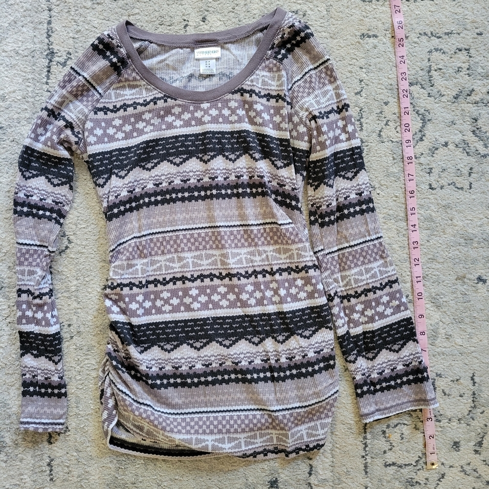 Motherhood Maternity Black, Gray, Purple, Patterned Long Sleeve Top, Size M